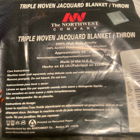 Detroit tigers woven throw/blanket - Picture 2 of 2